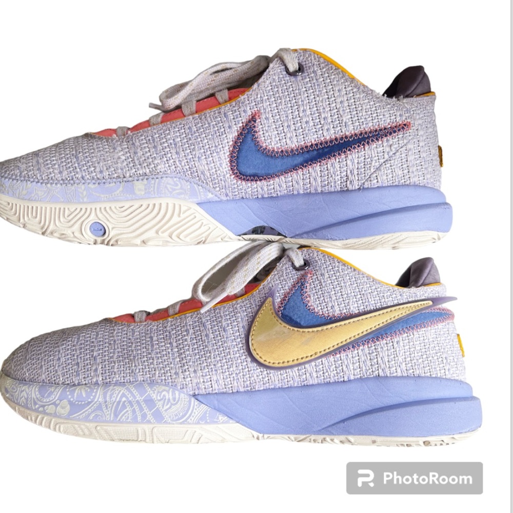 LeBron XX 20 Time Machine Pink Diamond Collection Violet Frost Size 11